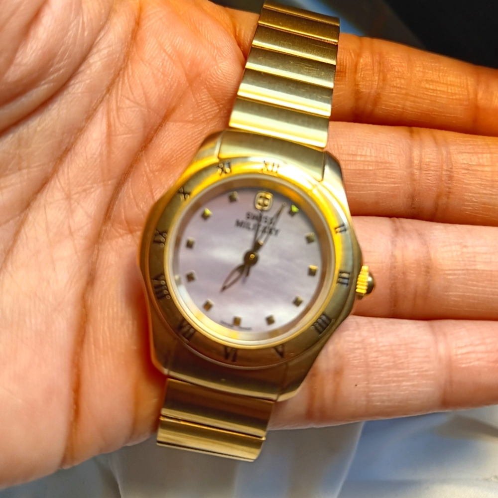 Swiss Army Pearl Dial Watch